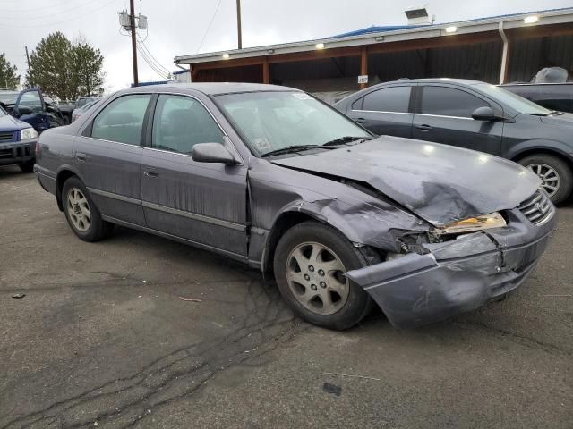 1999 Toyota Camry LE