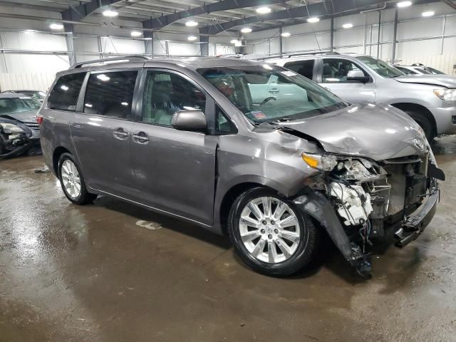 2015 Toyota Sienna XLE