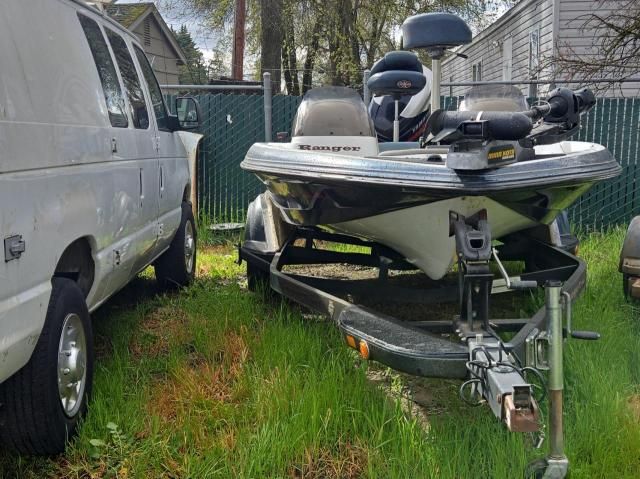 2004 Land Rover 2004 Landau Boat CO Bass Boat