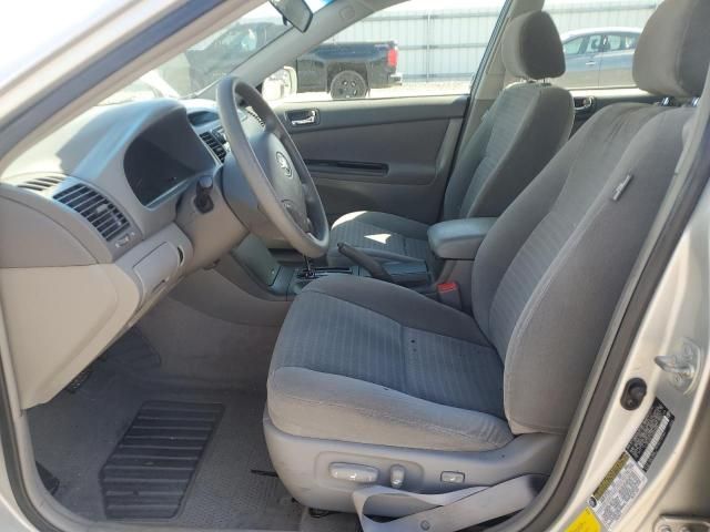 2005 Toyota Camry LE