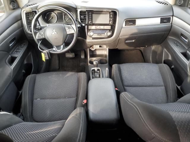 2016 Mitsubishi Outlander SE