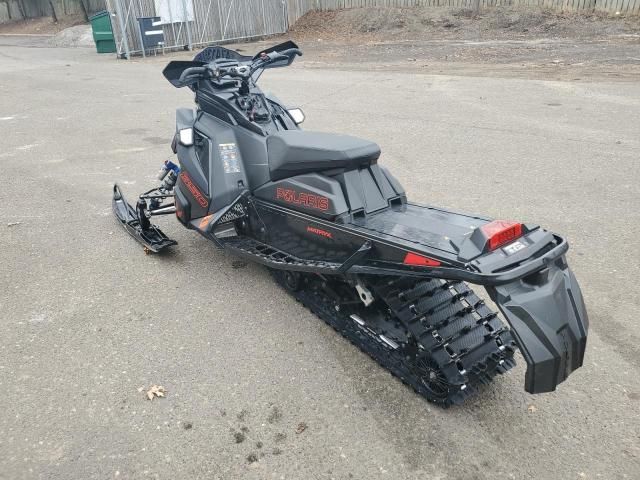 2023 Polaris XC800