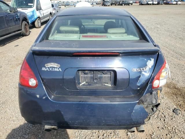 2004 Nissan Maxima SE