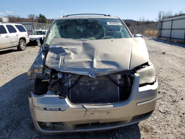 2008 Chrysler Town & Country Limited