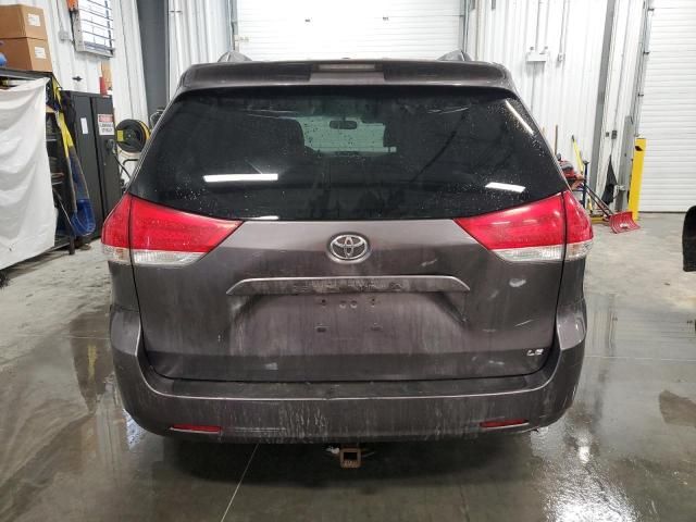 2012 Toyota Sienna LE