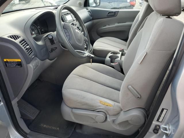 2010 KIA Sedona LX