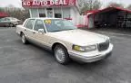 1995 Lincoln Town Car Signature