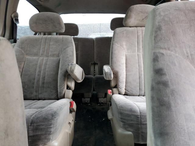 2001 Toyota Sienna LE