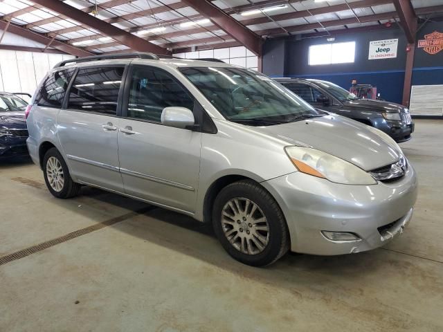 2008 Toyota Sienna XLE