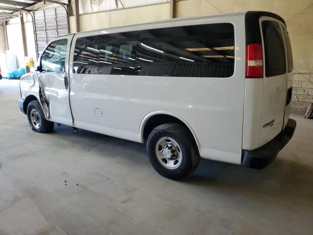 2016 Chevrolet Express G2500 LS