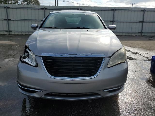 2014 Chrysler 200 Touring