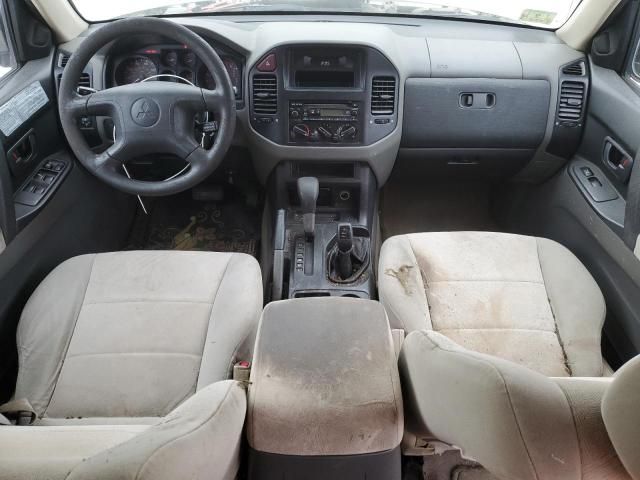 2002 Mitsubishi Montero XLS