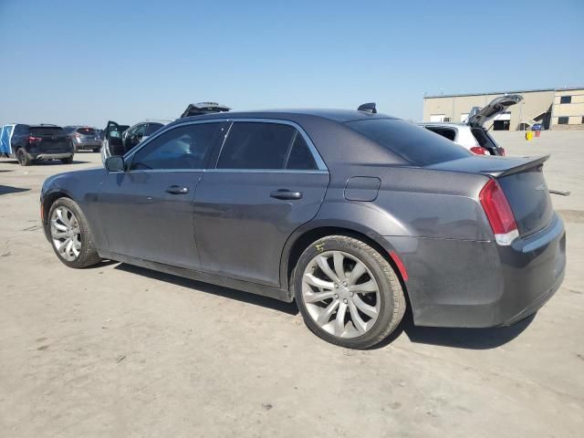 2019 Chrysler 300 Touring