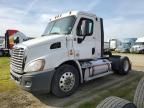 2013 Freightliner Cascadia Semi Truck