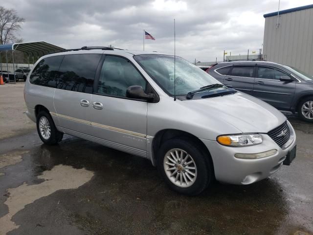 1999 Chrysler Town & Country LX