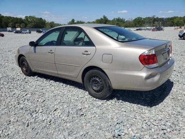 2005 Toyota Camry LE