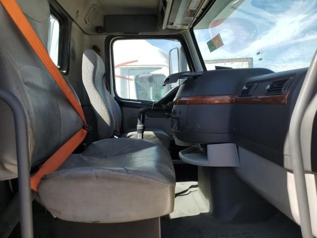 2010 Volvo VN VNL