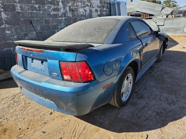 2004 Ford Mustang