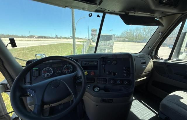 2017 Freightliner Cascadia 125