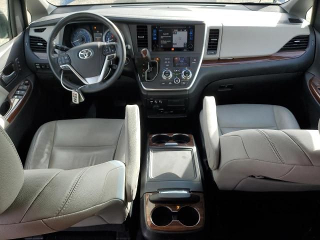 2015 Toyota Sienna XLE