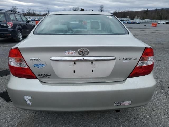 2004 Toyota Camry LE