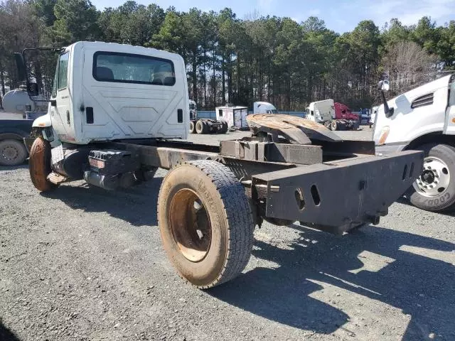 2007 International 4300 Semi Truck