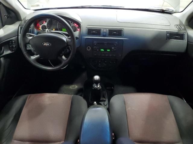 2005 Ford Focus ZX4 ST