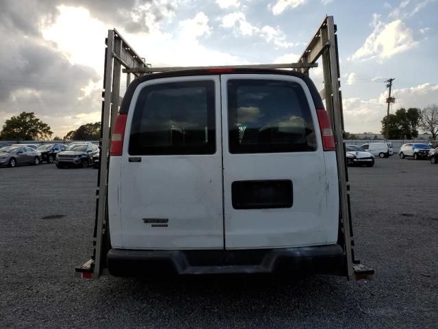 2016 Chevrolet Express G2500