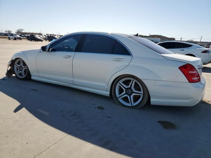 2011 Mercedes-Benz S 550