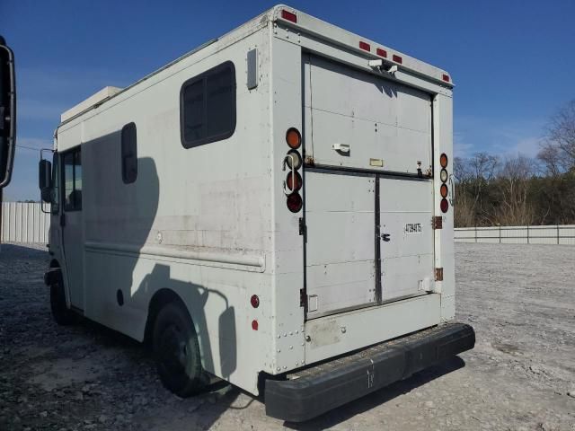 2004 Freightliner MT45 Delivery Truck