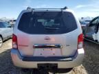 2005 Nissan Pathfinder LE