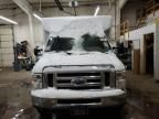 2014 Ford Econoline E450 Super Duty Cutaway Van