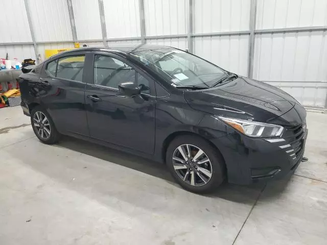 2023 Nissan Versa SV