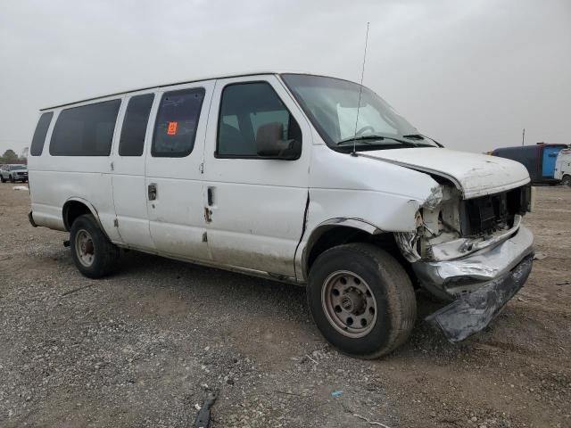 2004 Ford Econoline E350 Super Duty Wagon