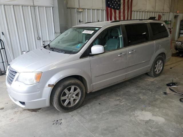 2010 Chrysler Town & Country Touring