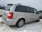 2014 Chrysler Town & Country Touring L