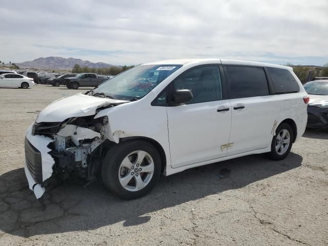 2020 Toyota Sienna L