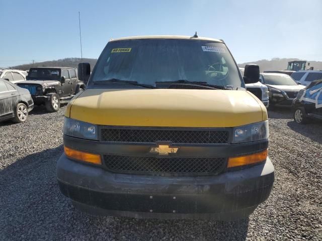 2020 Chevrolet Express G2500