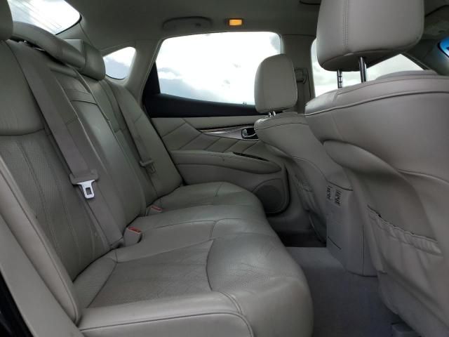 2011 Infiniti M37