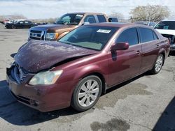 Carros salvage a la venta en subasta: 2005 Toyota Avalon XL