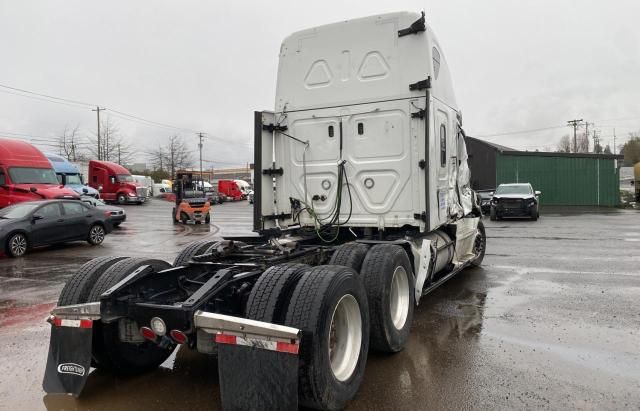 2022 Freightliner Cascadia 126