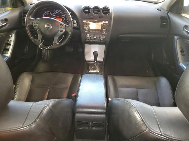 2011 Nissan Altima Base