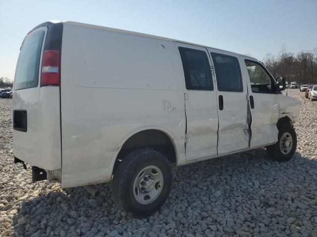 2024 Chevrolet Express G2500