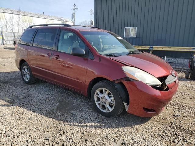 2006 Toyota Sienna LE