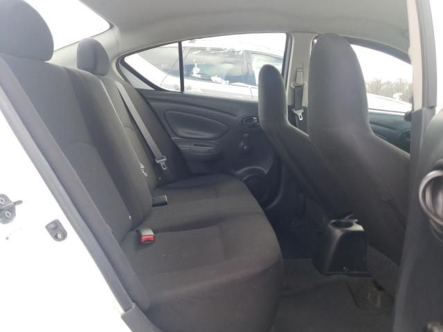 2013 Nissan Versa S