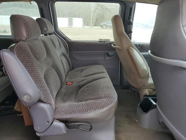 1999 Dodge Grand Caravan SE