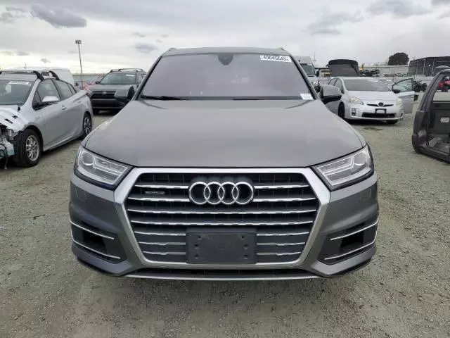 2018 Audi Q7 Premium