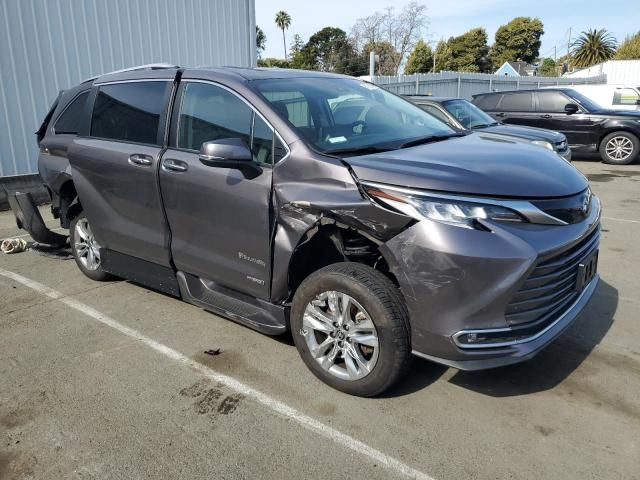 2021 Toyota Sienna Limited