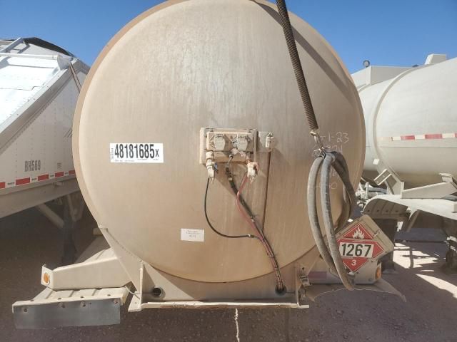 2008 Heil Tank Trailer