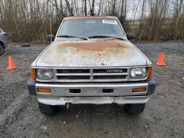 1987 Toyota Pickup RN63 STD